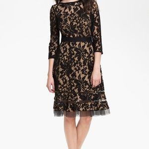 Tadashi Shoji Size 6 black lace dress